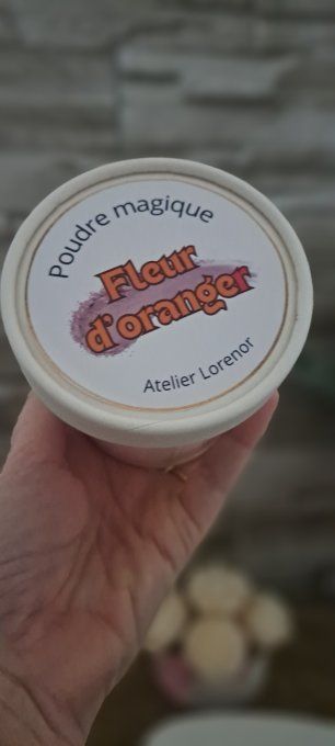 Les POUDRES MAGIQUES